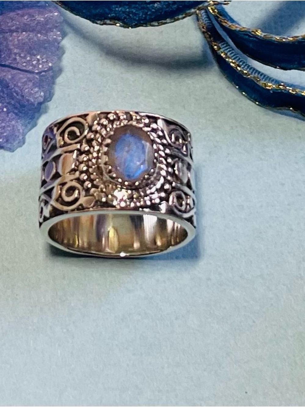 New! Labradorite Riverbed Ring - Picture 2 of 2